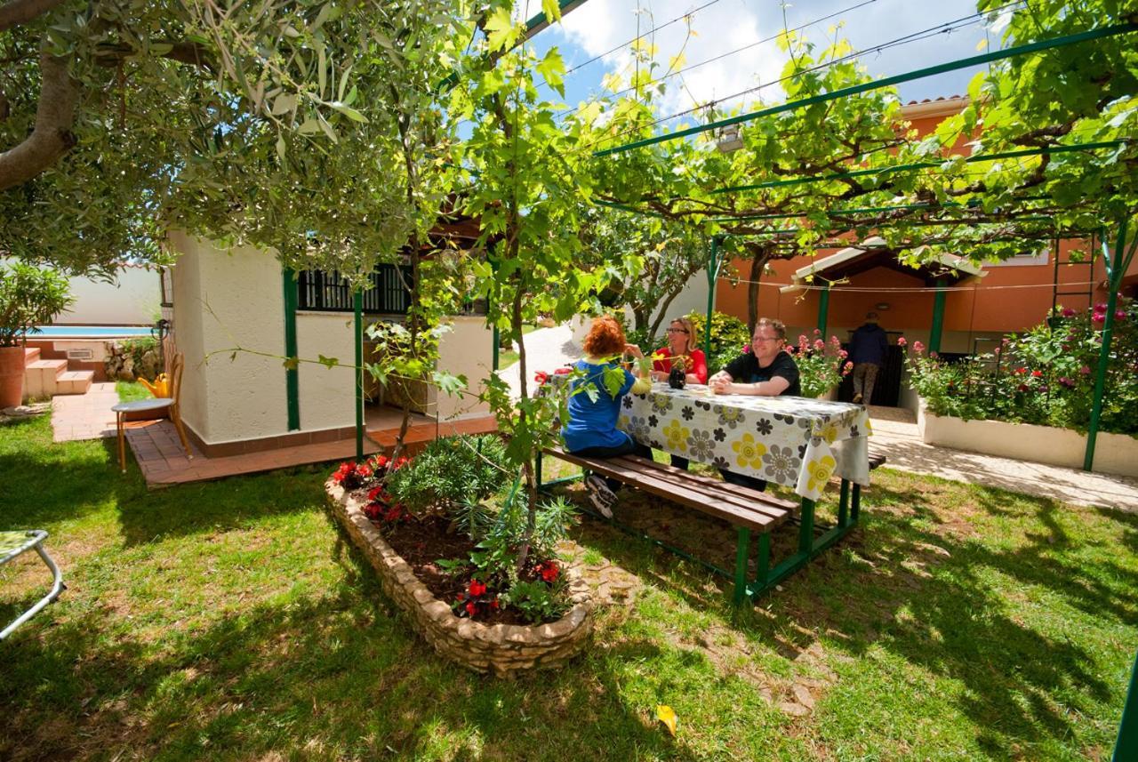 Guest House Bizjak Vinkuran Eksteriør bilde
