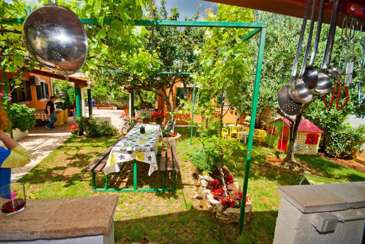 Guest House Bizjak Vinkuran Eksteriør bilde