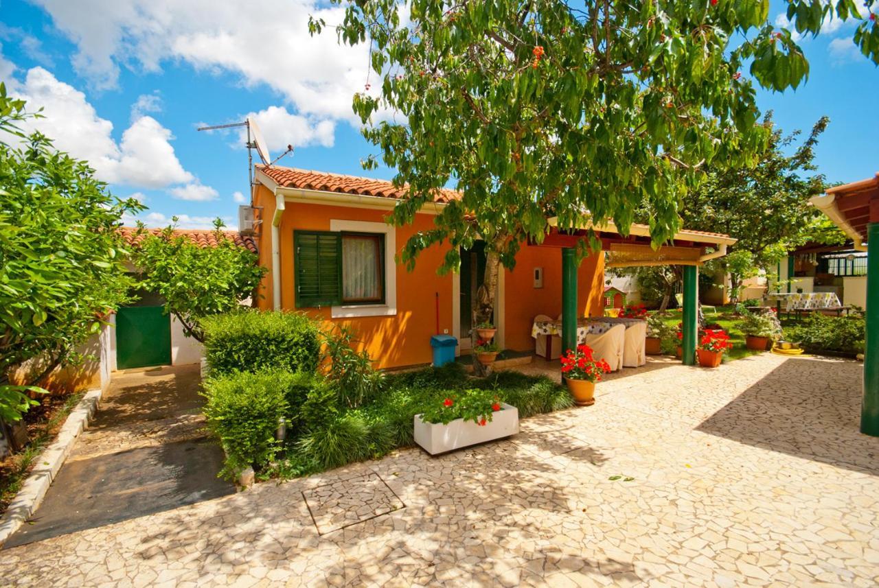 Guest House Bizjak Vinkuran Eksteriør bilde